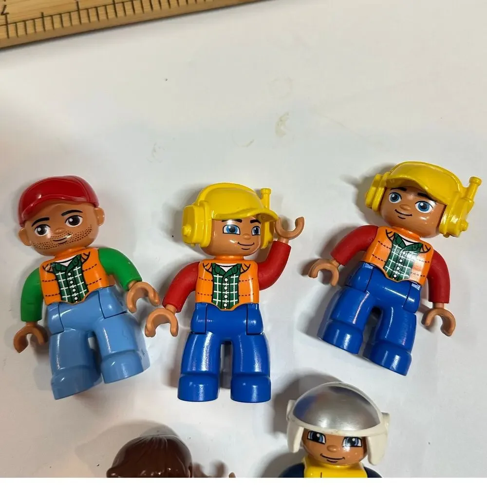 Lot of 5 Duplo Mini Figures People Men Workers Boy Helmet - Picture 3 of 6